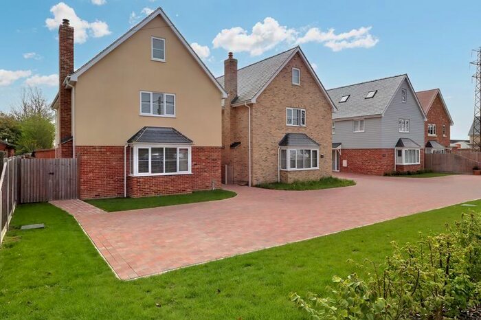 4 Bedroom Detached House For Sale In St Mary's Road, Great Bentley, CO7
