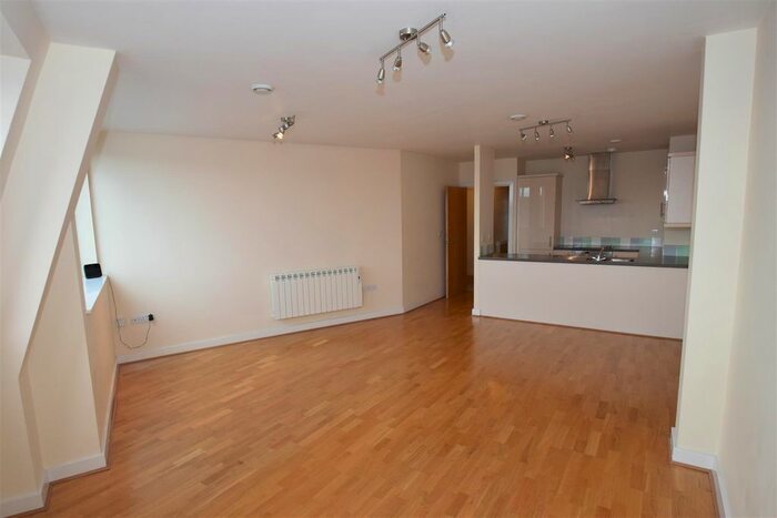 1 Bedroom Flat To Rent In Rushey Green, London SE6