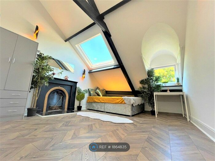 7 Bedroom Terraced House To Rent In Chester Crescent, Newcastle Upon Tyne, NE2