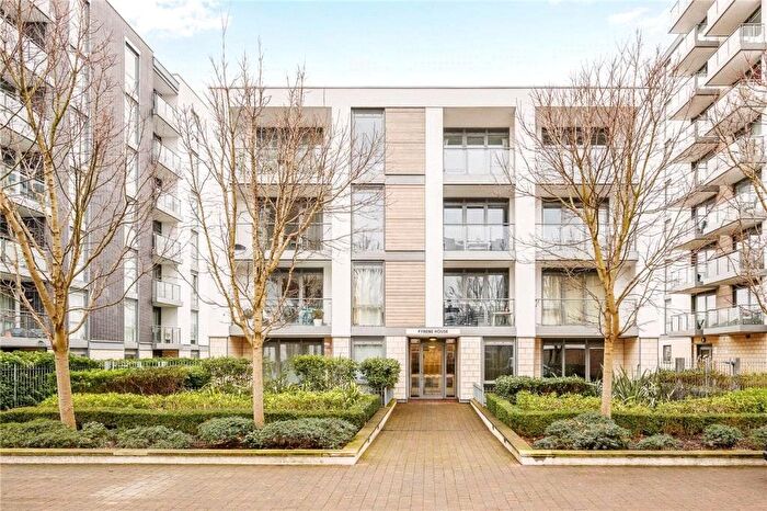 3 Bedroom Flat To Rent In Pyrene House, Clayponds Lane, Brentford, Greater London, TW8