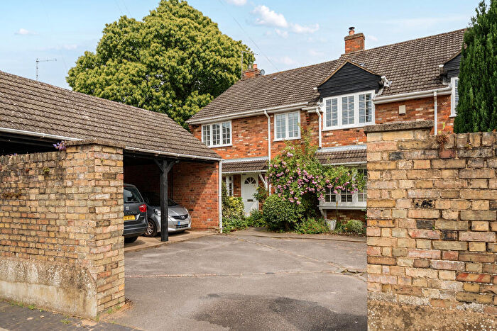 4 Bedroom End Of Terrace House For Sale In Hill Street, St. Albans, AL3