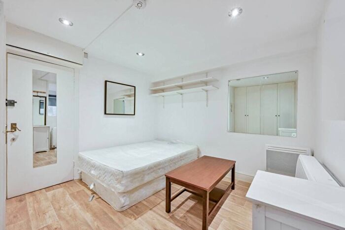 Studio To Rent In Hackney Road, Hackney, London, E2