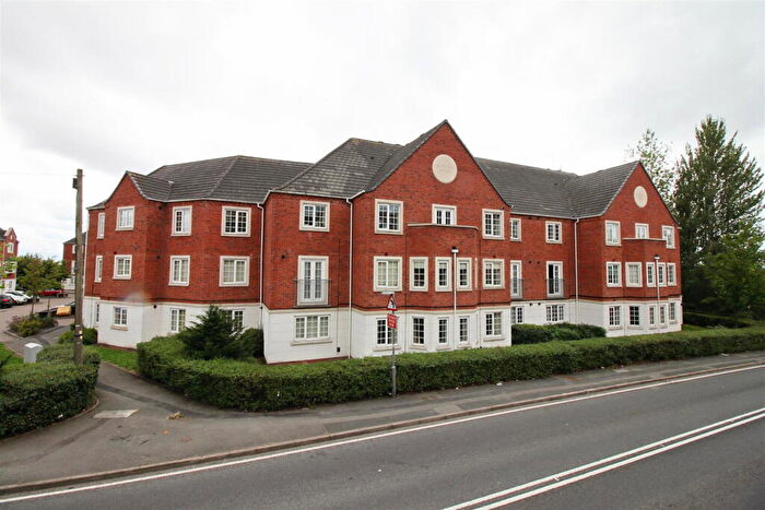 1 Bedroom Apartment To Rent In Donnington Court, Dudley, DY1