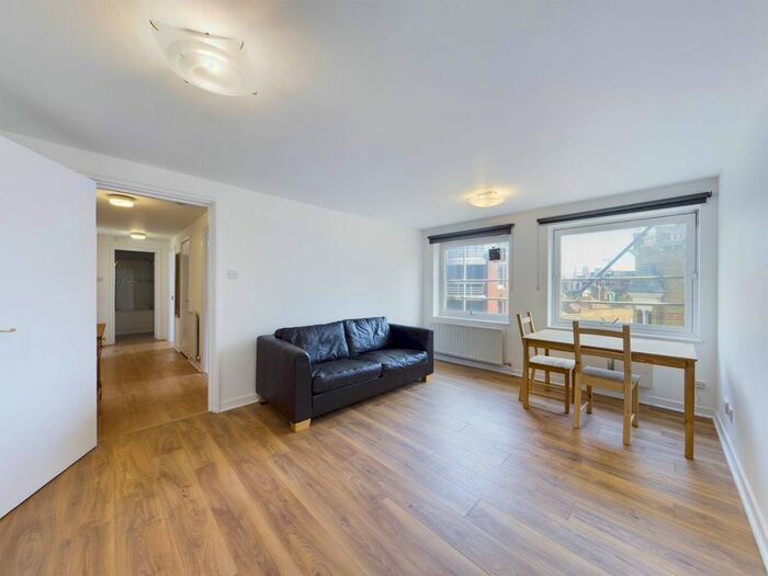 1 Bedroom Flat To Rent In Vale Royal House, New Port Court, London, WC2H
