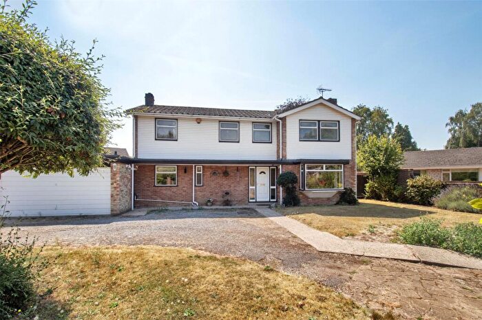 4 Bedroom Detached House For Sale In Racefield Close, Shorne, Kent, DA12