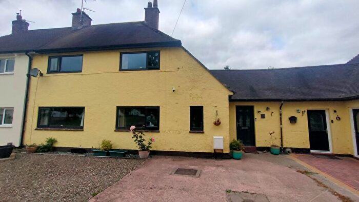 3 Bedroom Semi-Detached House For Sale In Pilgrim Way, Pentre Maelor, Wrexham, LL13