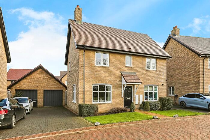 3 Bedroom Semi Detached House For Sale In Fyson Way, Warboys, Huntingdon, PE28