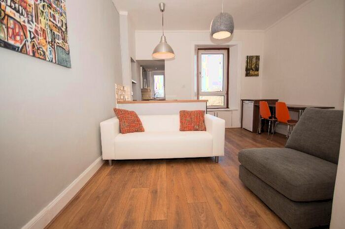 2 Bedroom Flat To Rent In Craigie Avenue, Ayr, South Ayrshire, KA8