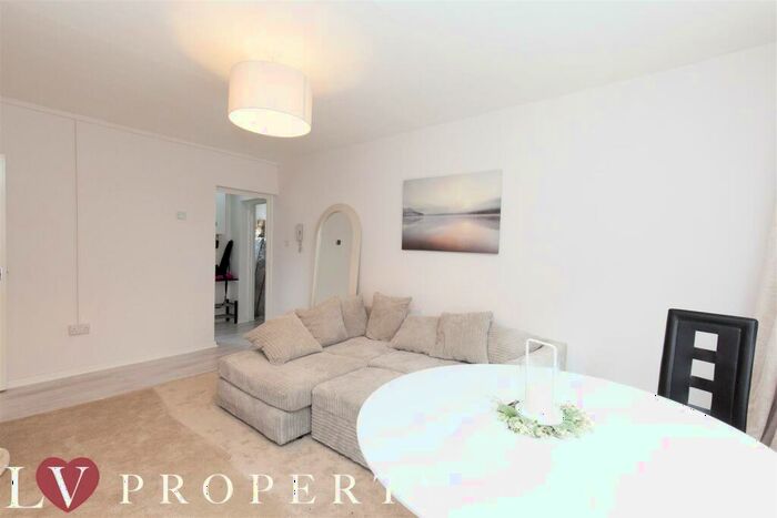 3 Bedroom Apartment To Rent In Ryland Street, Birmingham City Centre, B16