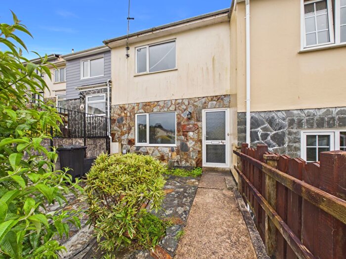 2 Bedroom Property To Rent In South Park, Redruth, Two Double Bedrooms, TR15