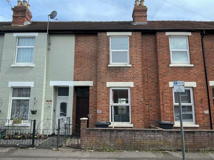 2 Bedroom House To Rent In Swan Road, Gloucester, GL1