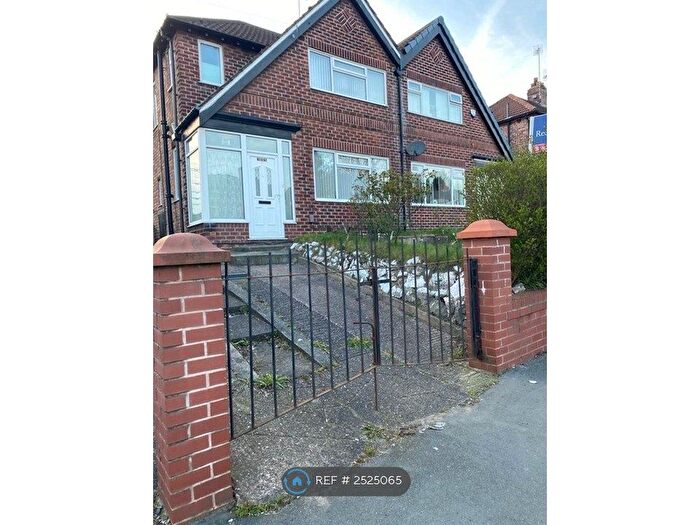 4 Bedroom Semi-Detached House To Rent In Langworthy, Salford, M6