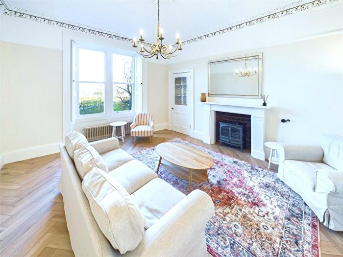 2 Bedroom Apartment To Rent In Livingstone Place, Marchmont, Edinburgh, EH9