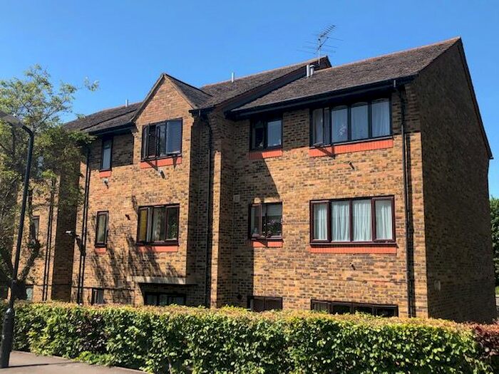 1 Bedroom Flat To Rent In Nijinsky House, Chiltern View Road, Uxbridge, UB8