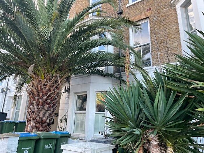 1 Bedroom Flat To Rent In Plumstead, SE18