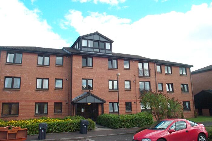 3 Bedroom Apartment To Rent In Abbeymill, Riverside, Stirling, FK8