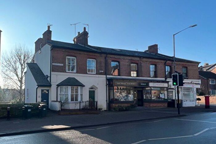 2 Bedroom Flat To Rent In Warwick Place, Leamington Spa, CV32