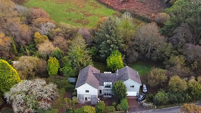 5 Bedroom Country House For Sale In Llanmorlais, Swansea, SA4