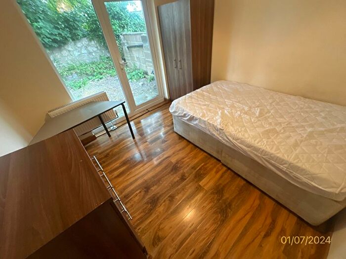 9 Bedroom Terraced House To Rent In Richards Street, Cathays, Cathays, CF24