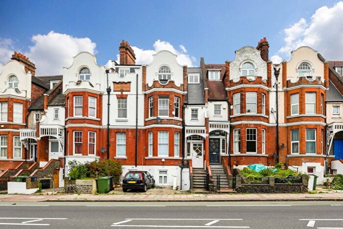 Studio To Rent In Thurlow Park Road, Dulwich, London, SE21