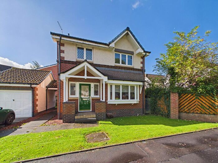 3 Bedroom Detached House For Sale In Cameron Way, Blantyre, G72