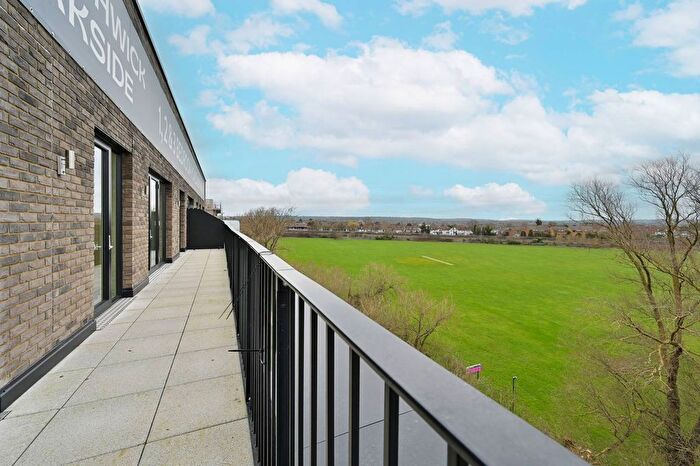 2 Bedroom Flat For Sale In Northwick Parkside, Harrow, HA1