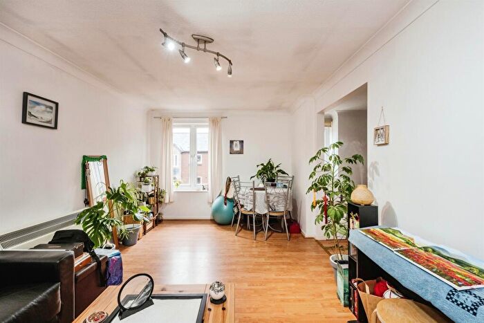1 Bedroom Flat For Sale In Mannheim Quay, Maritime Quarter, Swansea, SA1