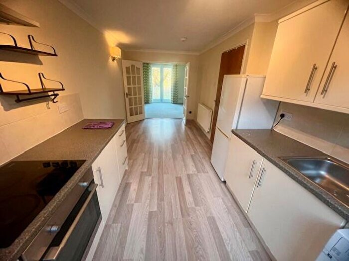 3 Bedroom Town House To Rent In Radyr Court Close, Cardiff, CF5