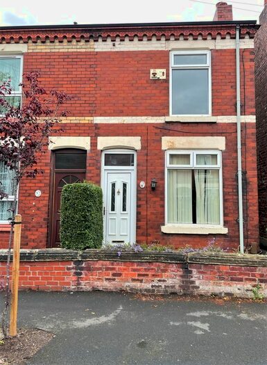 2 Bedroom Semi-Detached House To Rent In Clwyd Ave, Edgeley, SK3