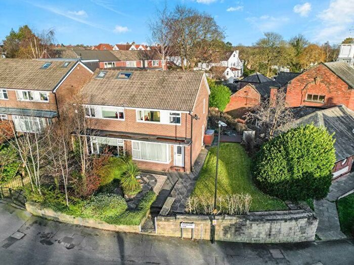 3 Bedroom Semi Detached House To Rent In Woodland Lane, Leeds, LS7