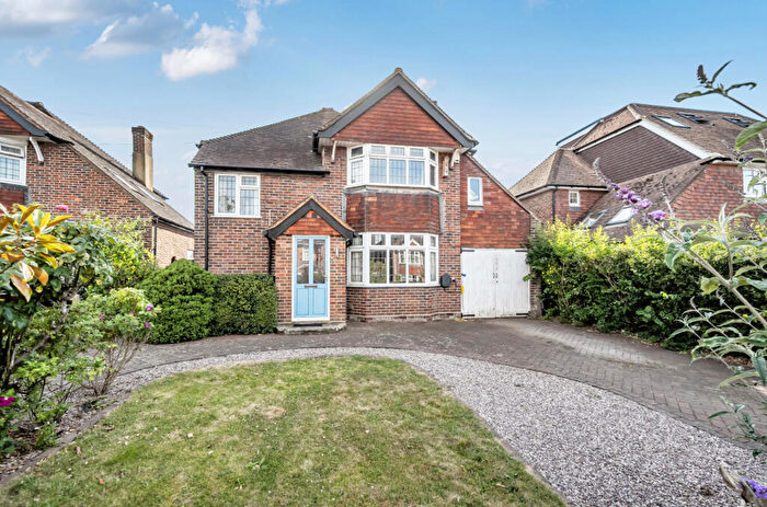 5 Bedroom Detached House For Sale In East Meads, Guildford, Surrey, GU2