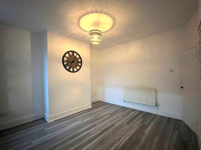 3 Bedroom Terraced House To Rent In Gerald Road, Salford, M6