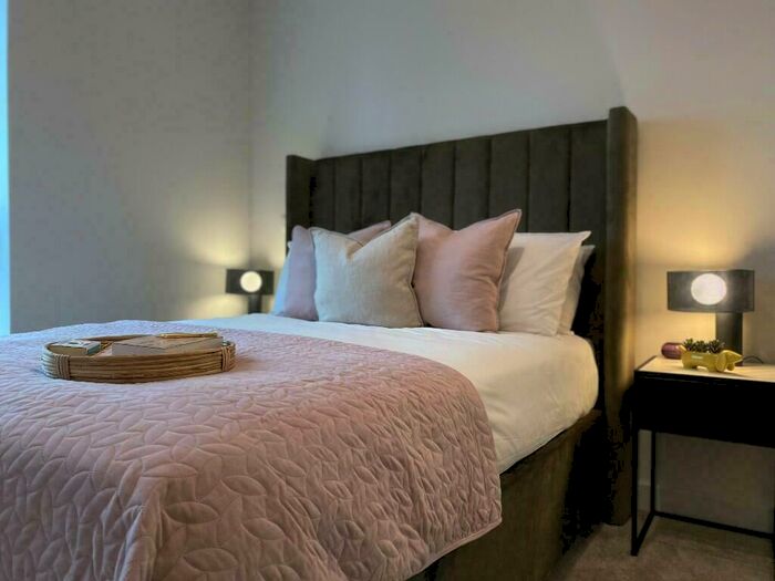 1 Bedroom Apartment To Rent In Angel Gardens, Rochdale Road, Manchester, M4