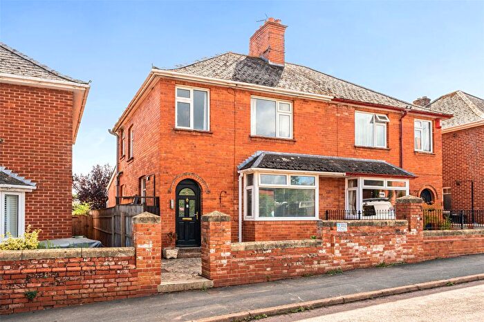 4 Bedroom Semi-detached House For Sale In Seymour Street, Wellington, Somerset, TA21