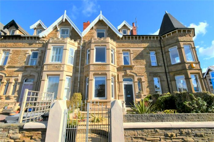 2 Bedroom Flat To Rent In Banks Road, West Kirby, Wirral, CH48