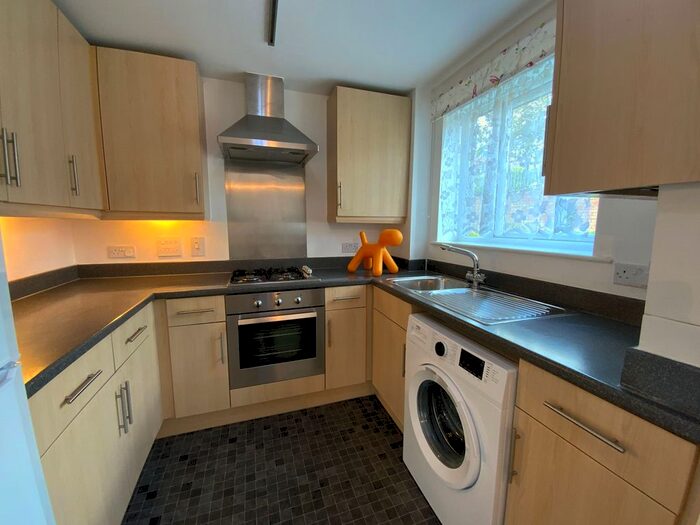 2 Bedroom Flat To Rent In Windrush Drive, High Wycombe, HP13