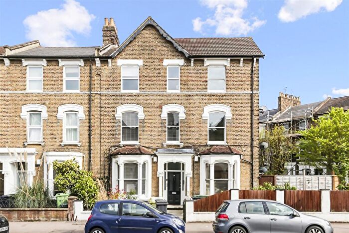 1 Bedroom Flat To Rent In Upper Tollington Park, Stroud Green, N4