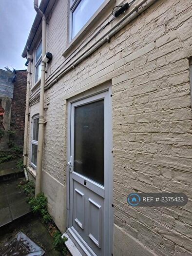 1 Bedroom Terraced House To Rent In High Street, Bedford, MK40
