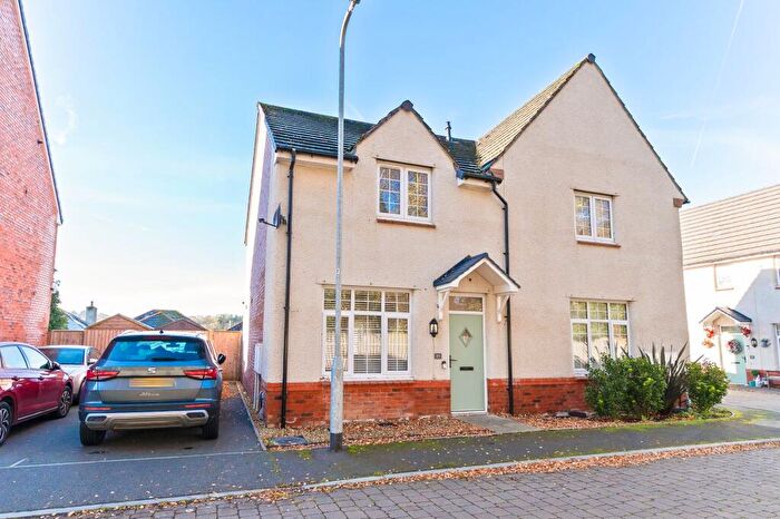 2 Bedroom Semi-Detached House For Sale In Hadley Gardens, Rogerstone, NP10