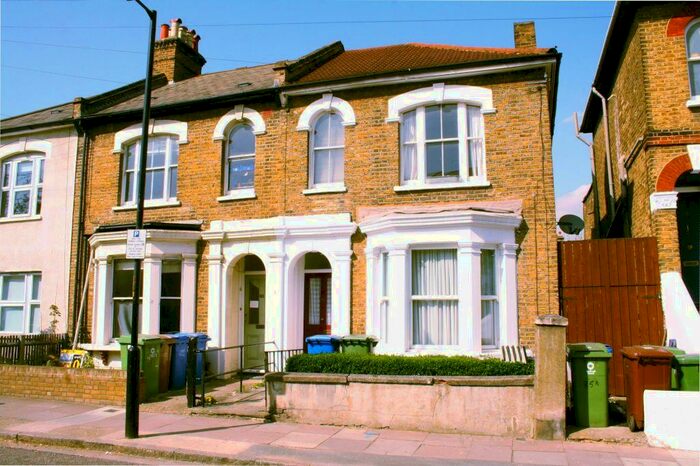 1 Bedroom Flat To Rent In Danby Street, SE15