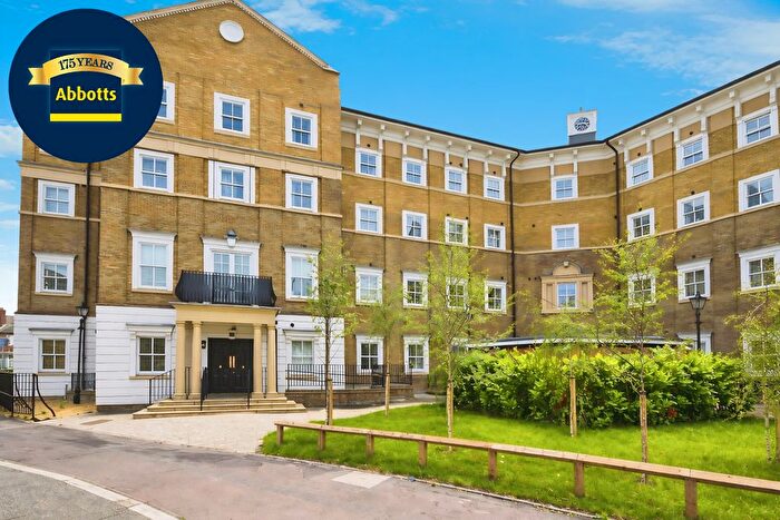 1 Bedroom Flat To Rent In Kreston House, Chelmsford, CM1