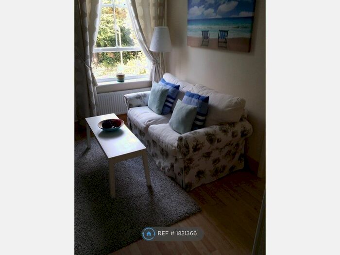 1 Bedroom Flat To Rent In Knighton Park Road, Leicester, LE2