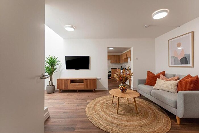 6 Bedroom House To Rent In Flat, St Marks Church Hall, Ashgate Road, Sheffield, S10