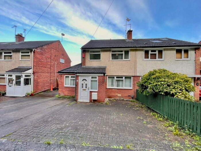 3 Bedroom House To Rent In Cowslip Drive, Penarth, CF64