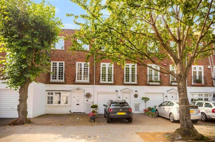 4 Bedroom Property To Rent In Holland Villas Road, Holland Park, London, W14