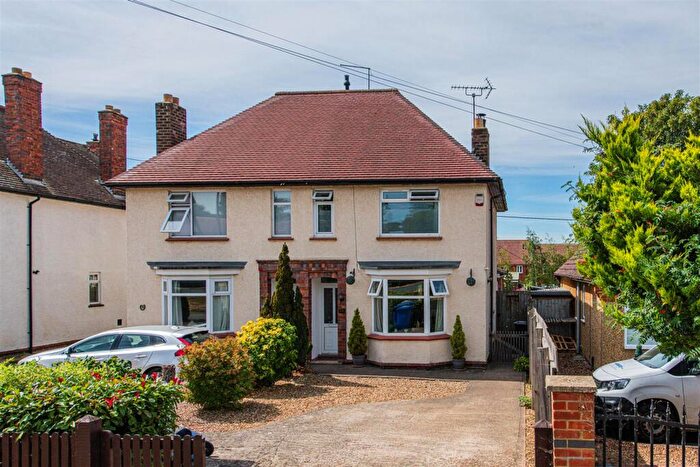 3 Bedroom Semi Detached House For Sale In Polwell Lane, Barton Seagrave, NN15