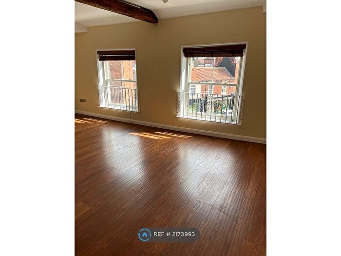 1 Bedroom Flat To Rent In Bridgegate, Howden, DN14