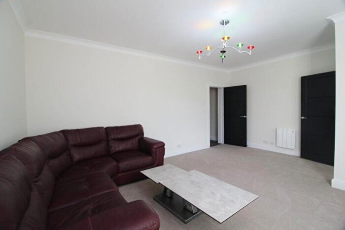 1 Bedroom Apartment To Rent In Infirmary Road, S6