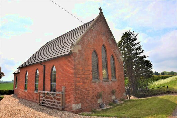 2 Bedroom Detached House For Sale In Low Gate Road, Scremby, Spilsby, PE23