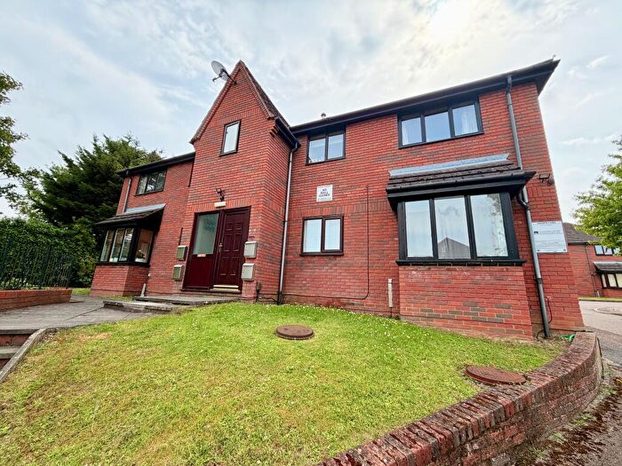 1 Bedroom Flat To Rent In Whites Rise, Irthlingborough, Wellingborough, NN9